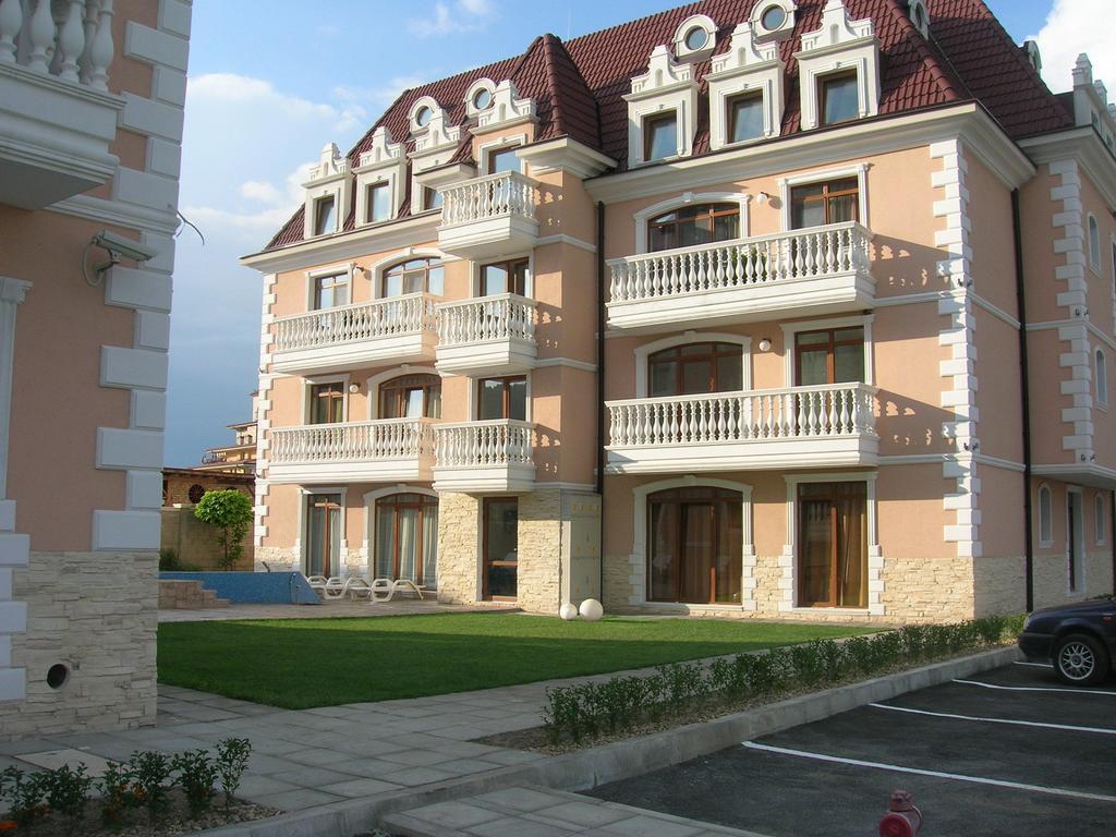 Guest House Aristokrat Obzor Exterior photo